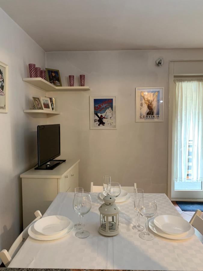 Casa Di Valentina Apartment Бройл-Червиня Екстериор снимка
