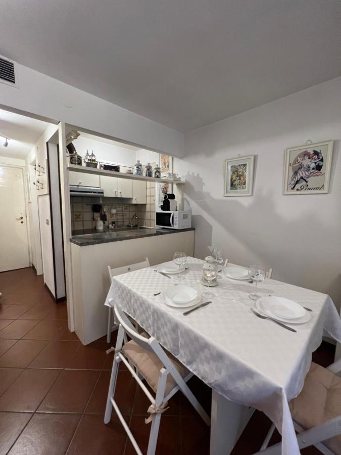 Casa Di Valentina Apartment Бройл-Червиня Екстериор снимка