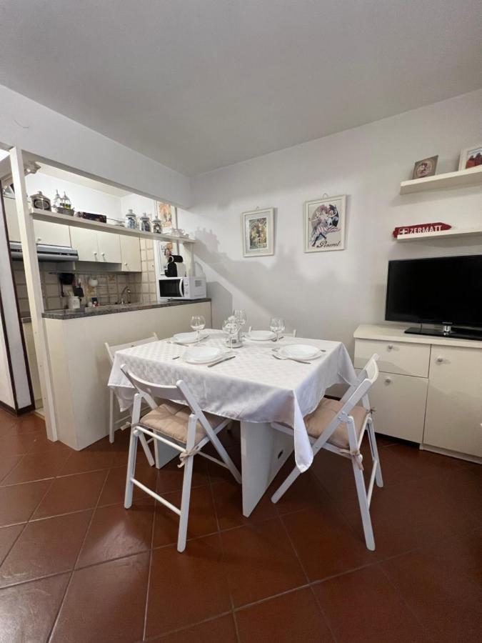 Casa Di Valentina Apartment Бройл-Червиня Екстериор снимка
