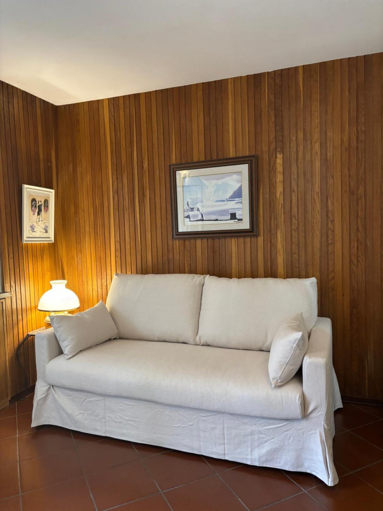 Casa Di Valentina Apartment Бройл-Червиня Екстериор снимка