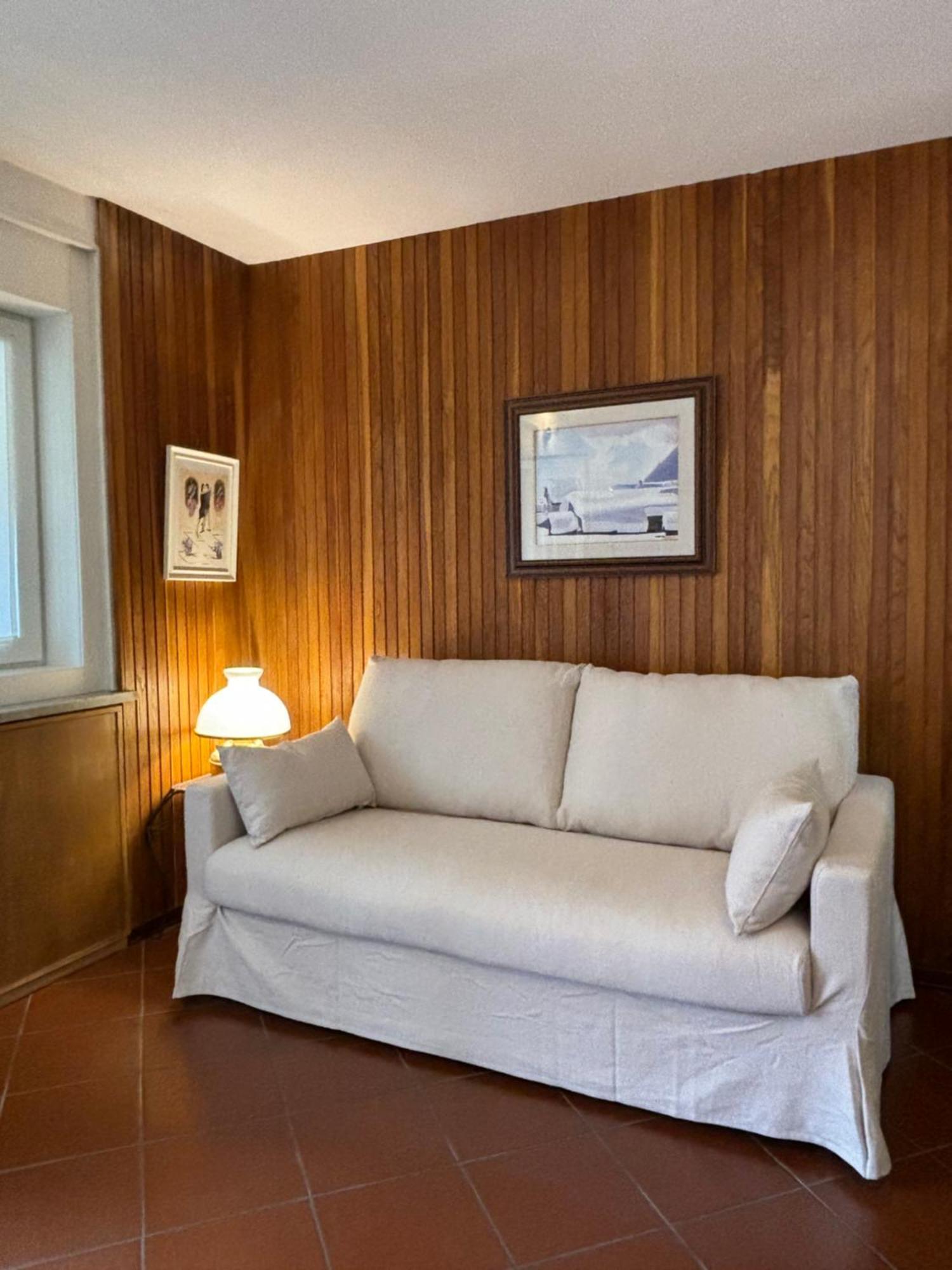 Casa Di Valentina Apartment Бройл-Червиня Екстериор снимка